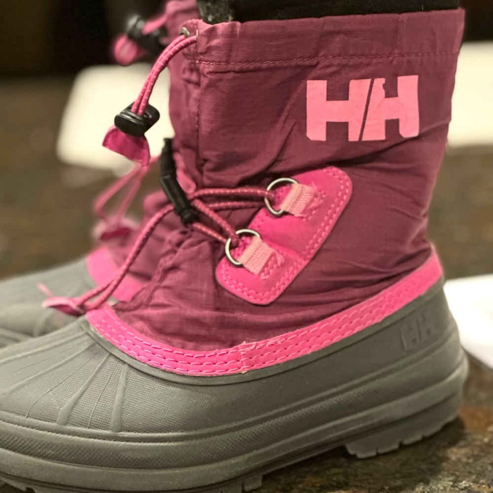 Girls Helly Hansen Winter Boots.